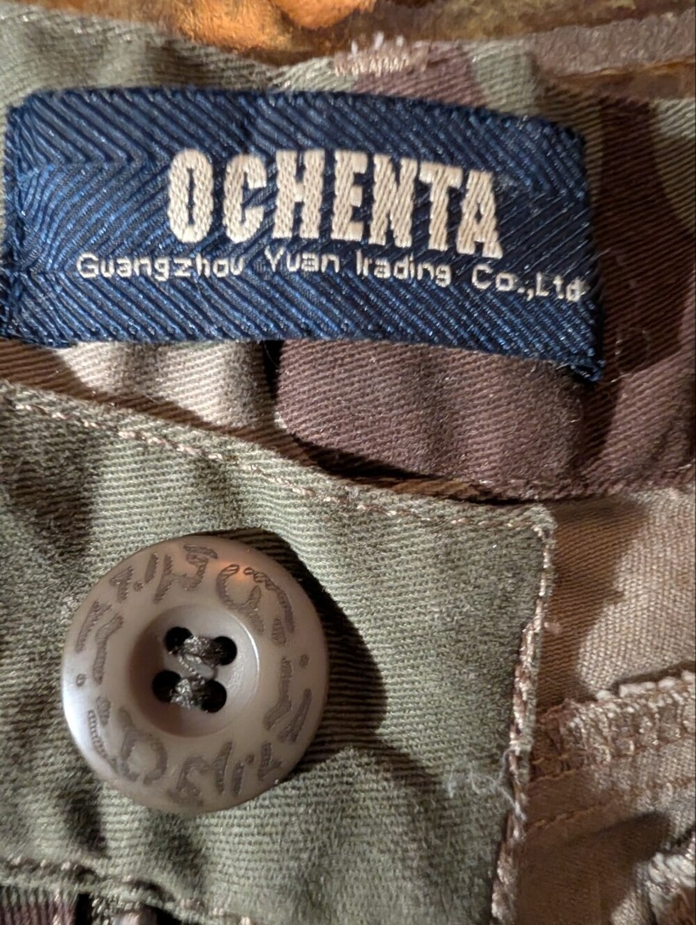 Ochenta Women's Woodland Camo Cargo Shorts Size 10 - Picture 4 of 6